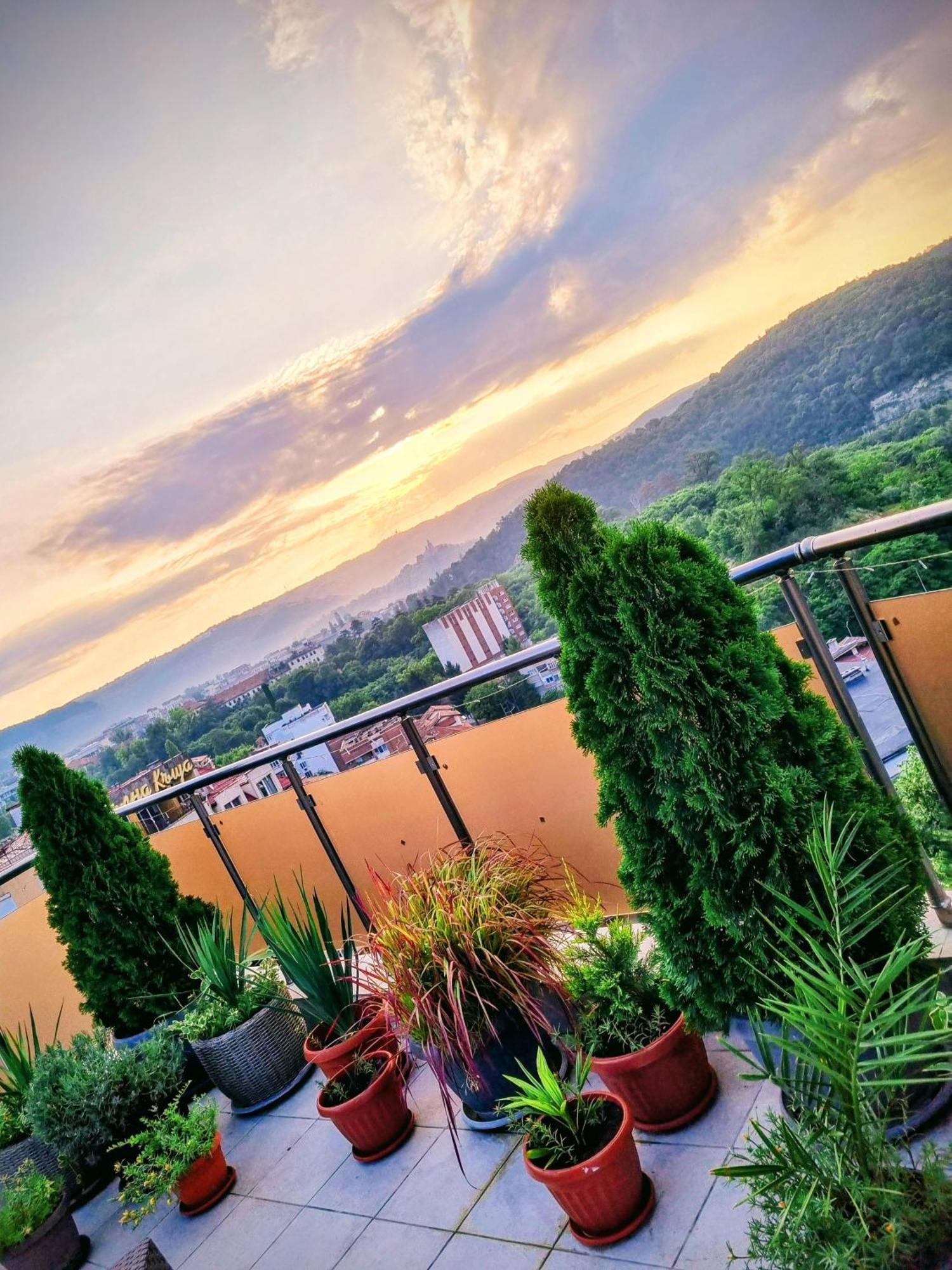The View Veliko Tarnovo Apartman Kültér fotó