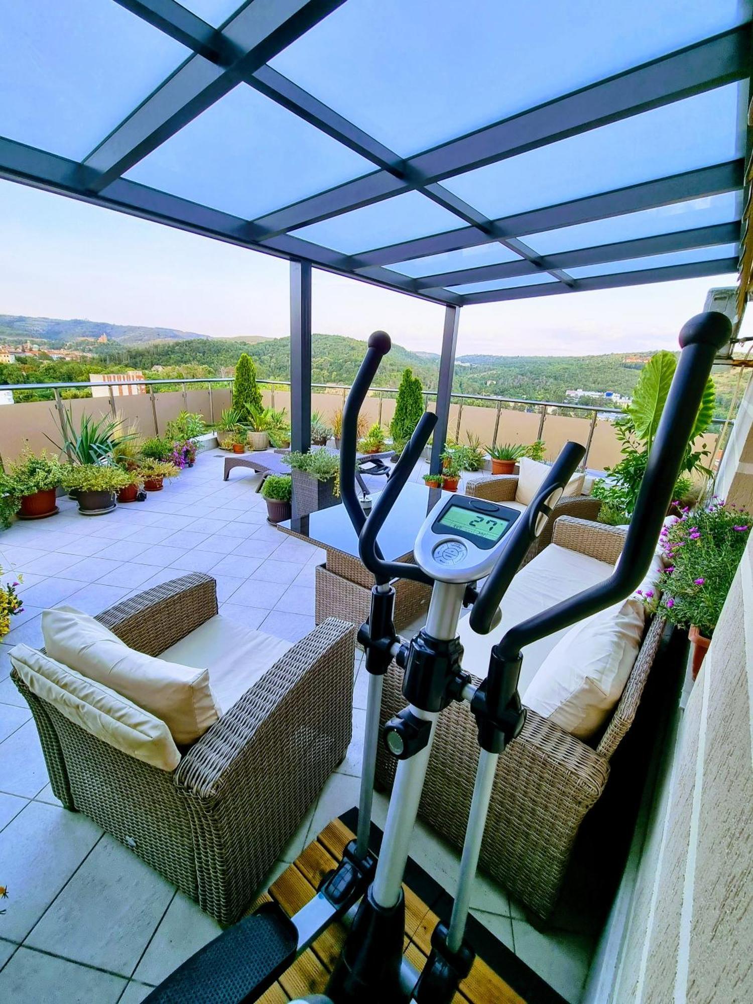 The View Veliko Tarnovo Apartman Kültér fotó