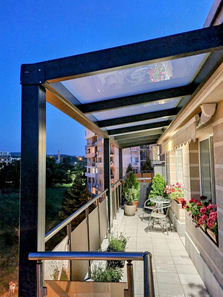 The View Veliko Tarnovo Apartman Kültér fotó